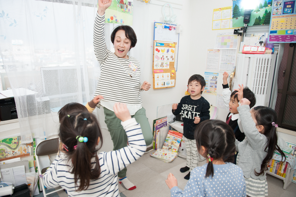 ※出来高制(業務委託)※『英語って楽しい』を子供たちに伝えるお仕...